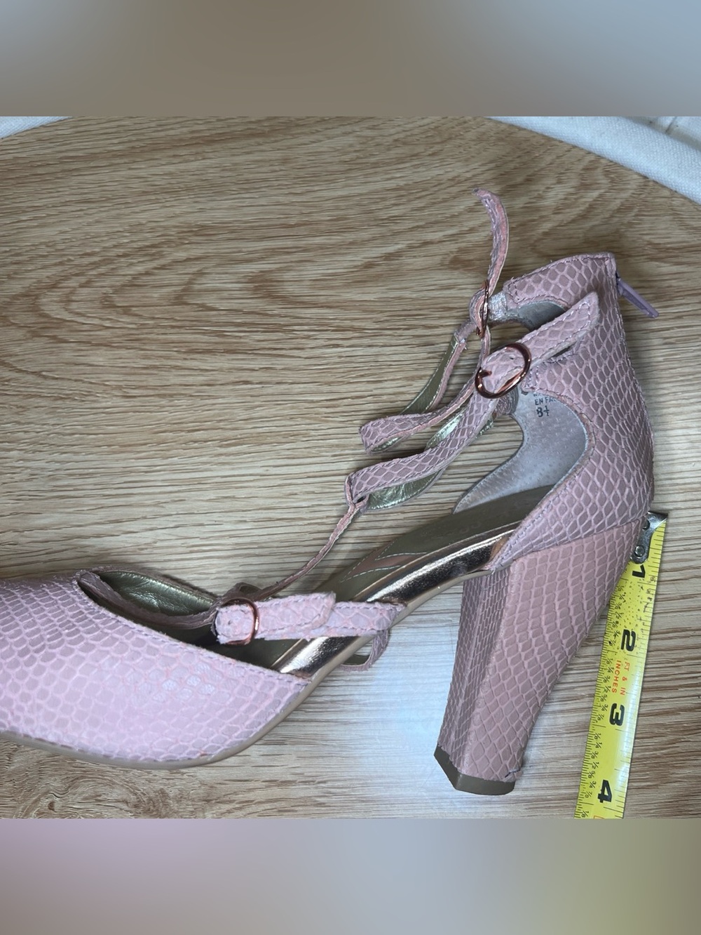 Seychelles Dusty Pink T-Strap Block Heel Pumps size 8.5 - Picture 9 of 9